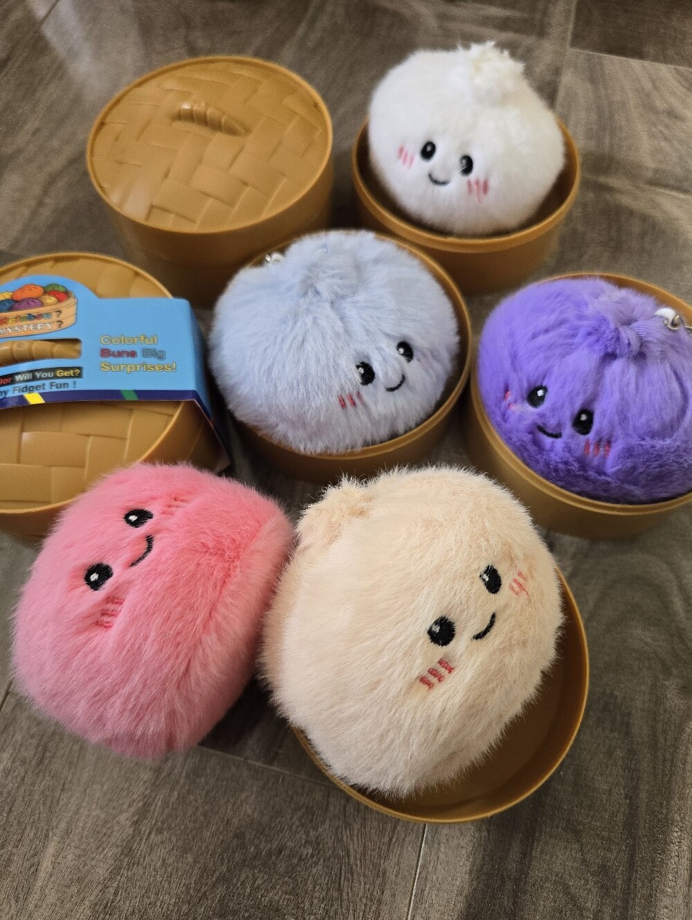 5 FLUFFY DUMPLING KEYCHAINS